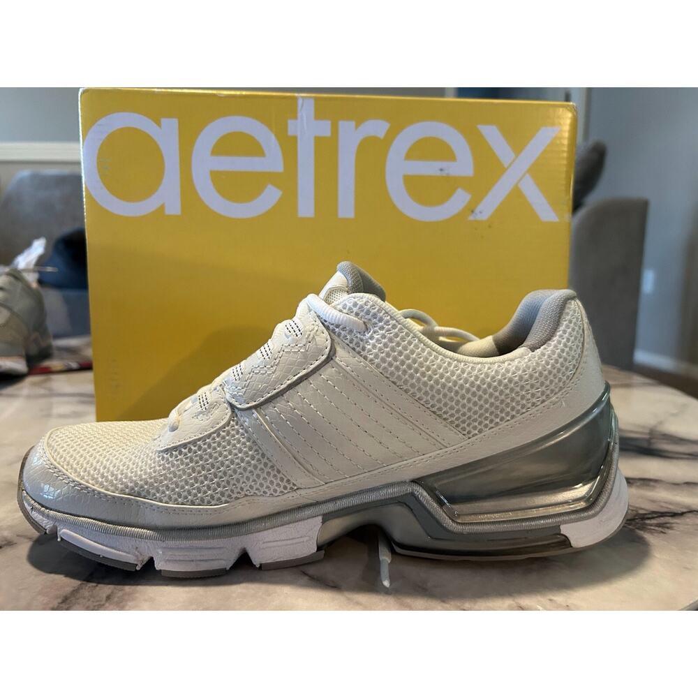 Orthopedics Xspress Runner Women's Sneakers S 8.5 Built in Orthotic System white